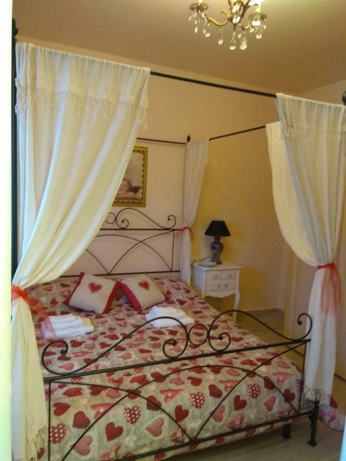 Sweet Home Castelletto sopra Ticino Eksteriør billede